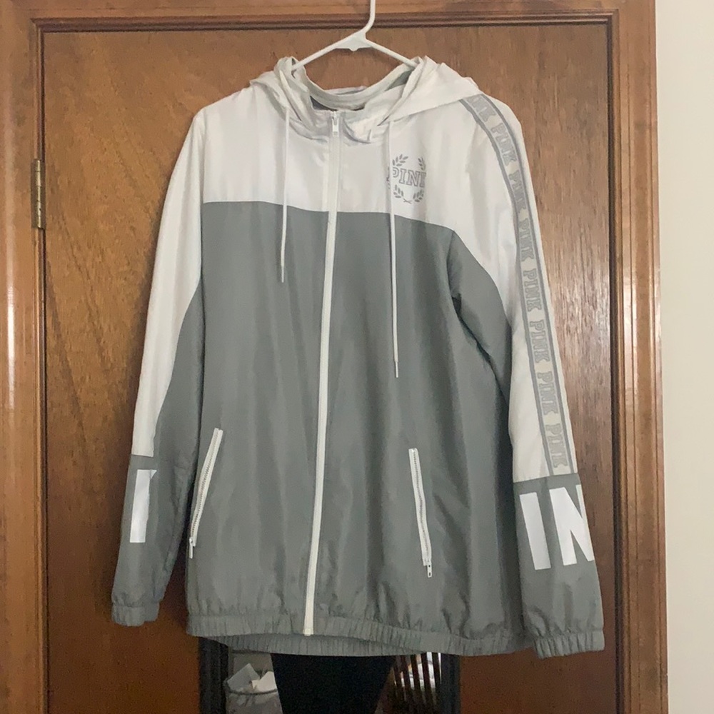 VS PINK wind breaker